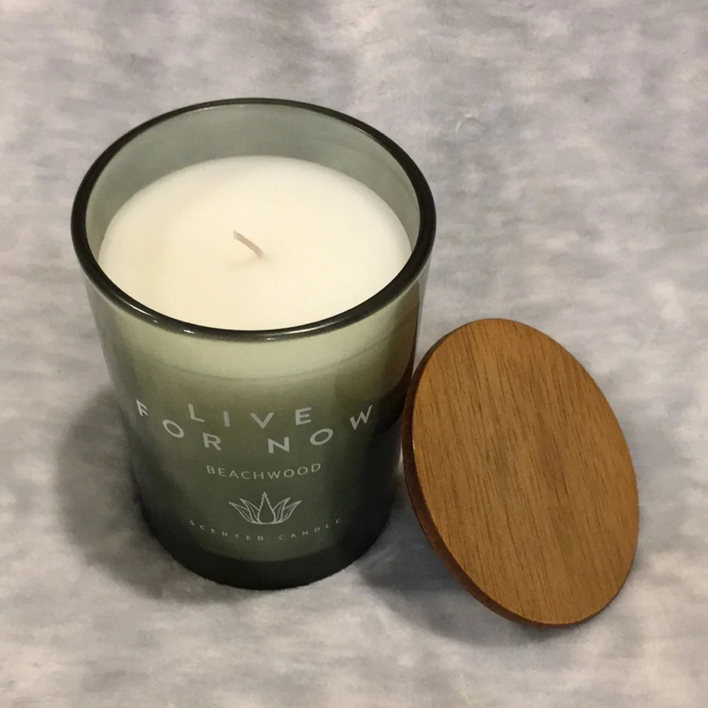 Glass Live For Now Scented Single Wick Home Decore Candle Beachwood 8.5oz NWT - Picture 11 of 16